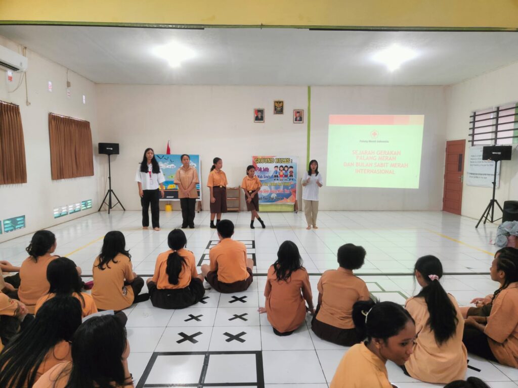 CONTOH BERITA KEEMPAT PMI KABUPATEN MIMIKA